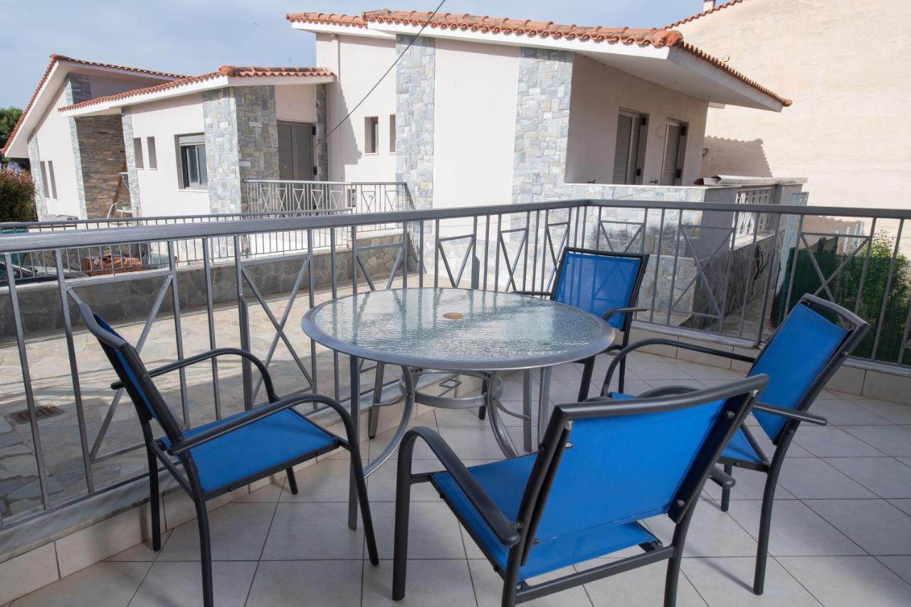 Punda 4 Seasons Apartment Diakopto Exterior foto