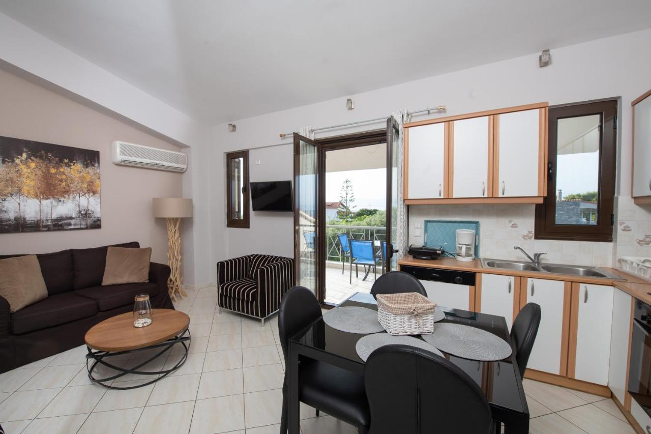 Punda 4 Seasons Apartment Diakopto Exterior foto