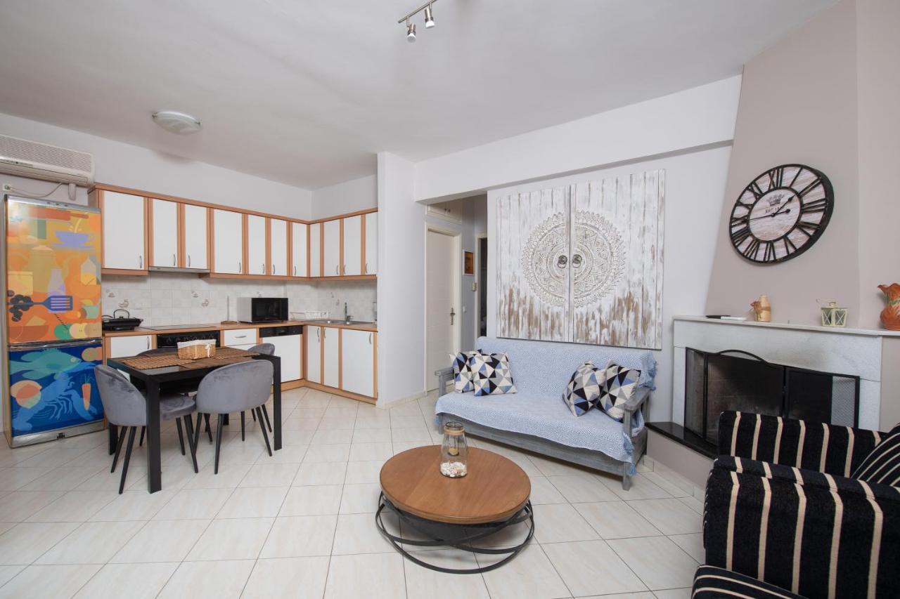 Punda 4 Seasons Apartment Diakopto Exterior foto
