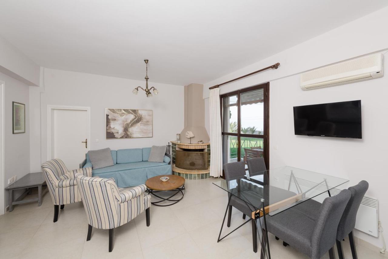 Punda 4 Seasons Apartment Diakopto Exterior foto
