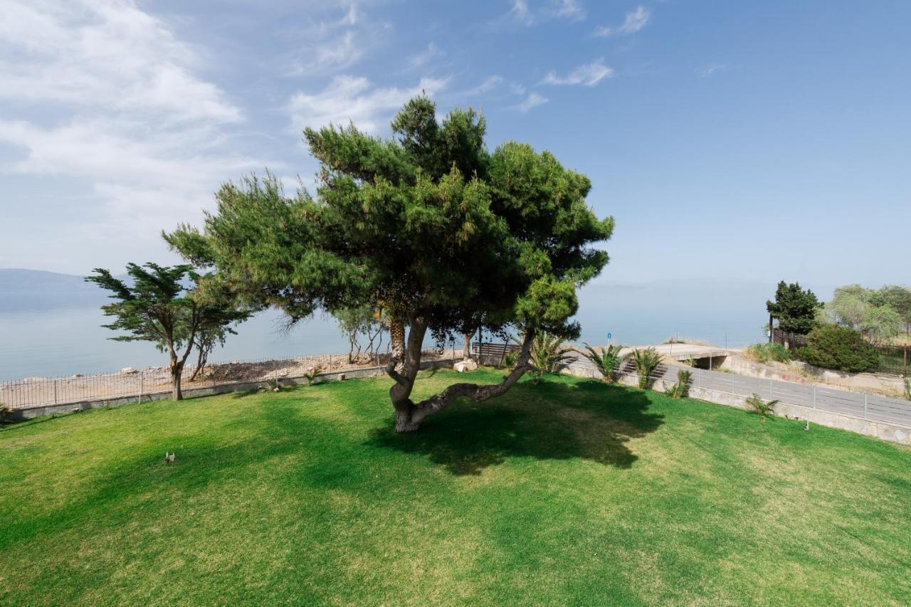 Punda 4 Seasons Apartment Diakopto Exterior foto